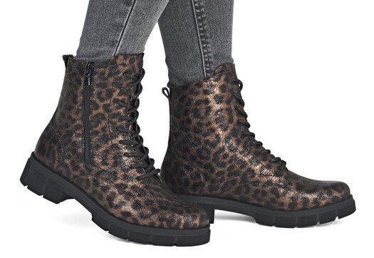 detail boty Remonte D2S72-90 Metalická