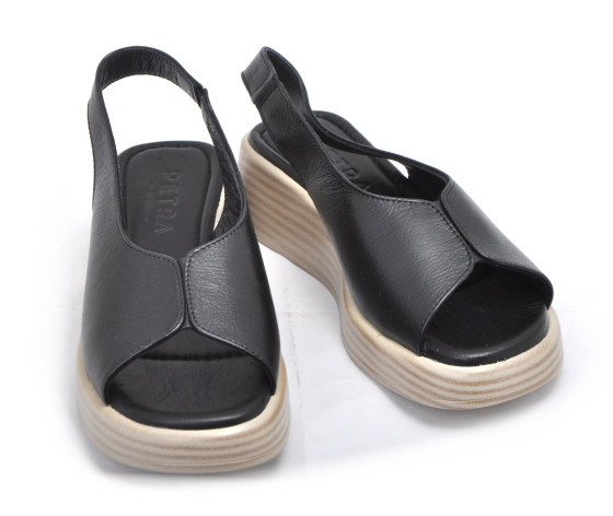 detail dámské elegantní sandály PETRA by ZONA P334 1001-1 Černá