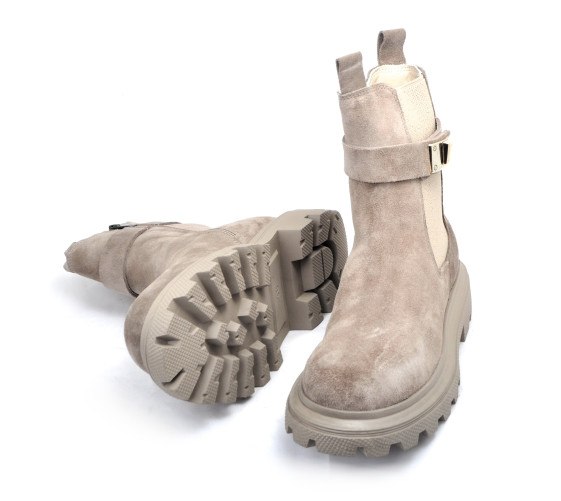 detail boty - dámské kotníkové PS VIVIEN 38809 Hnědá