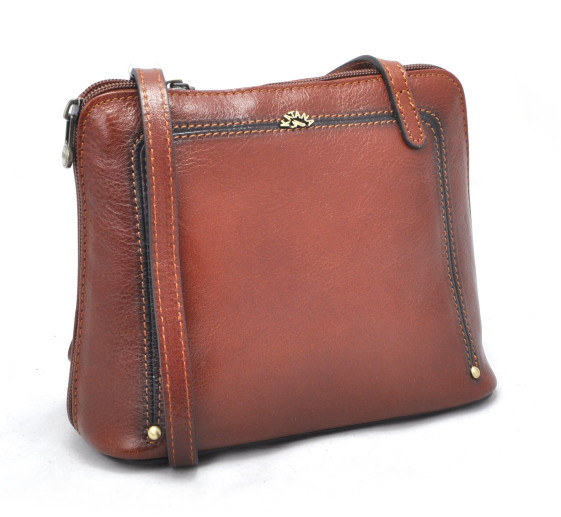 detail kabelka přes rameno ANEKTA K66831 Hnědá